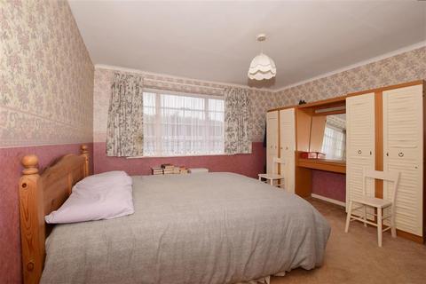 9 Colescroft Hill, Purley, CR8 4BB