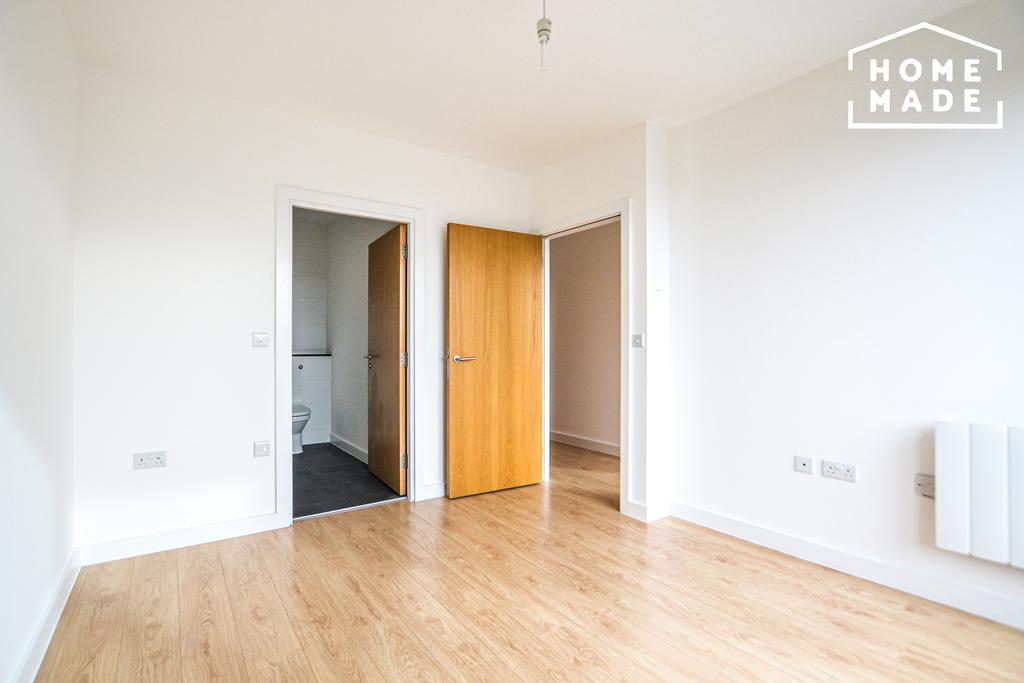 DSC 027116142720201614384827-min.jpg