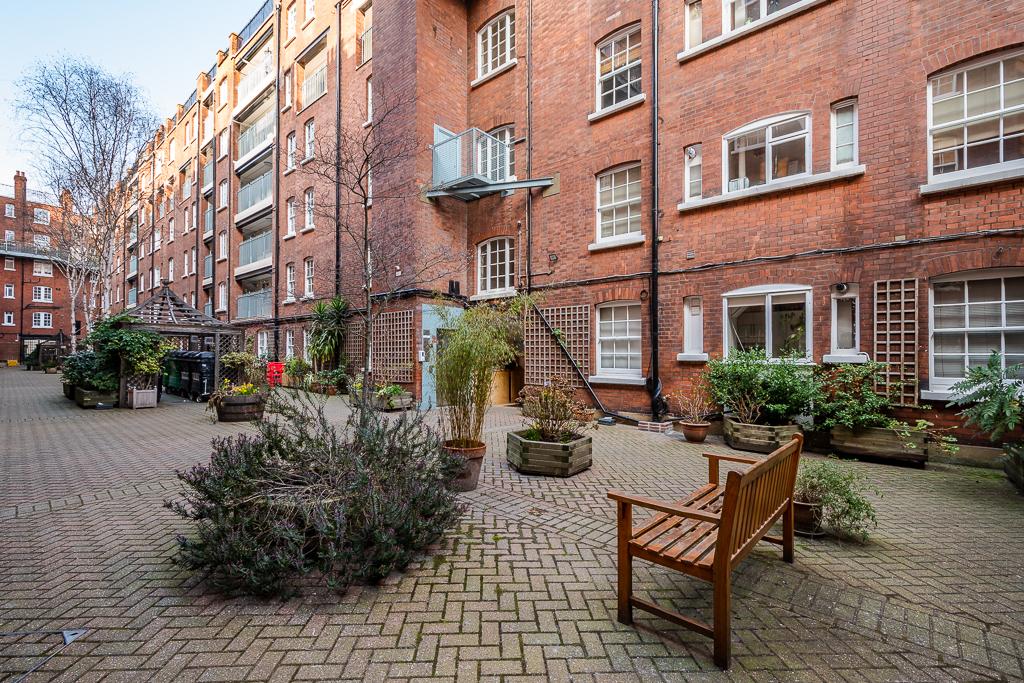 Sandwich House, Sandwich Street, Bloomsbury, London, WC1H 1 bed flat