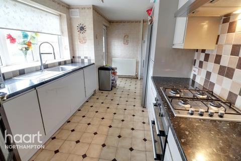 48 Chalcombe Avenue, Northampton, NN2 8LD