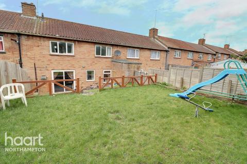 48 Chalcombe Avenue, Northampton, NN2 8LD