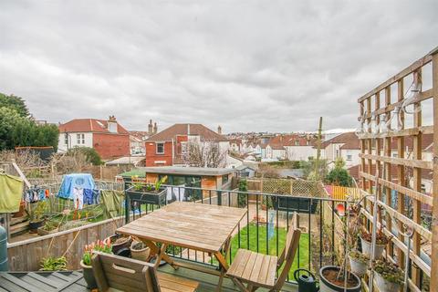 18 Brendon Road, Bristol, BS3 4PL