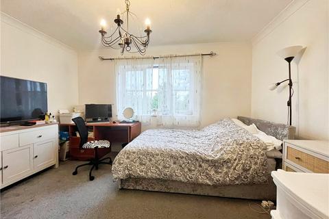 undefined, Avenue Road, Staines-upon-Thames, Surrey, TW18