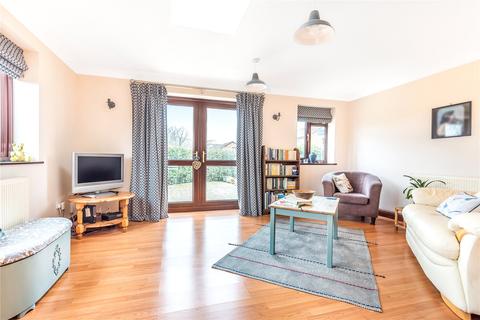 18 Nourse Close, Cheltenham, GL53 0NQ