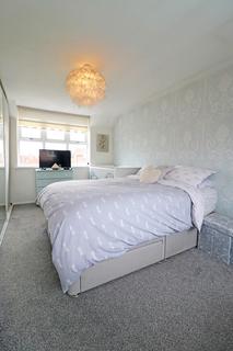 5 Islay Grove, Hartlepool, TS25 3HN