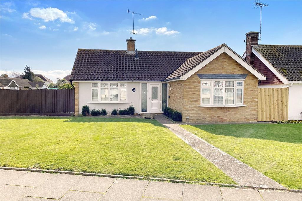 Blakehurst Way, Littlehampton 2 bed bungalow £390,000