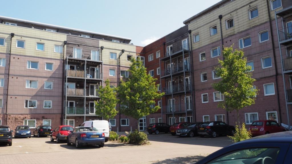 Wharfside, Heritage Way, Wigan, WN3 2 bed flat £525 pcm (£121 pw)
