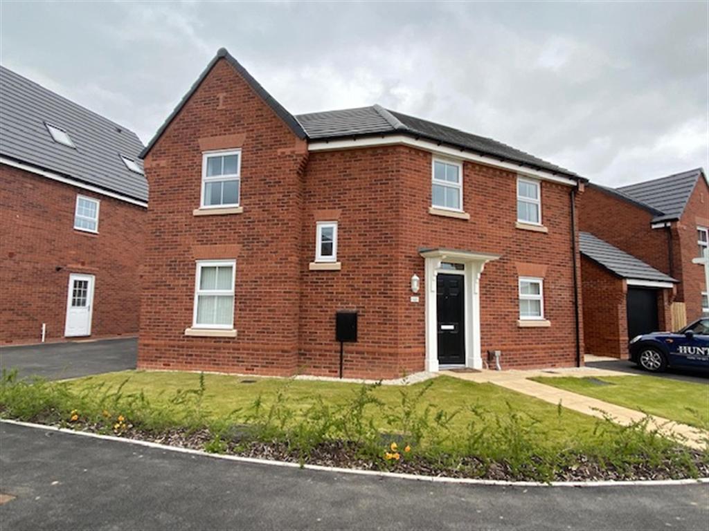 Taylor Way, Lichfield 3 bed detached house £1,275 pcm (£294 pw)