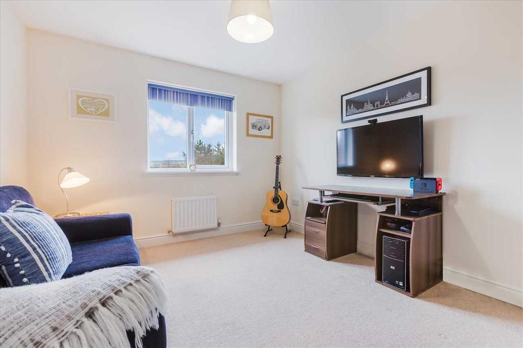 Bedroom Three (1)