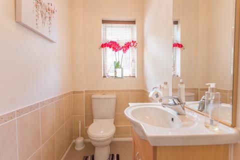 14 Norton Park, Ascot, SL5 9BW