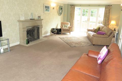 14 Norton Park, Ascot, SL5 9BW