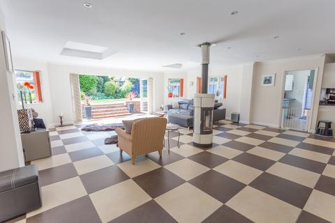 14 Norton Park, Ascot, SL5 9BW