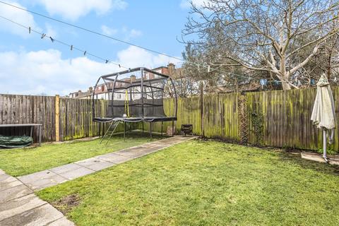 58 Elmhurst Avenue, Mitcham, CR4 2HN