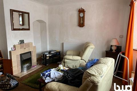 35 Cadle Road, Bushbury, Wolverhampton, WV10 9SJ