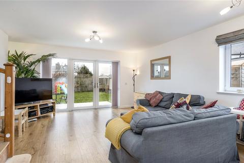 12 Wallace Gardens, Roslin, EH25 9JZ
