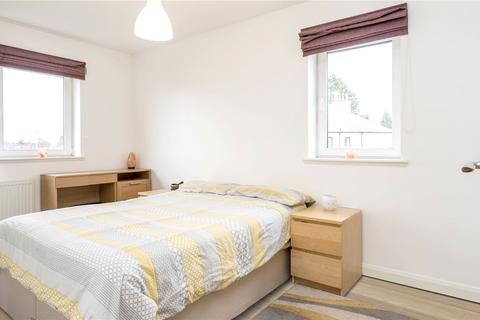 12 Wallace Gardens, Roslin, EH25 9JZ