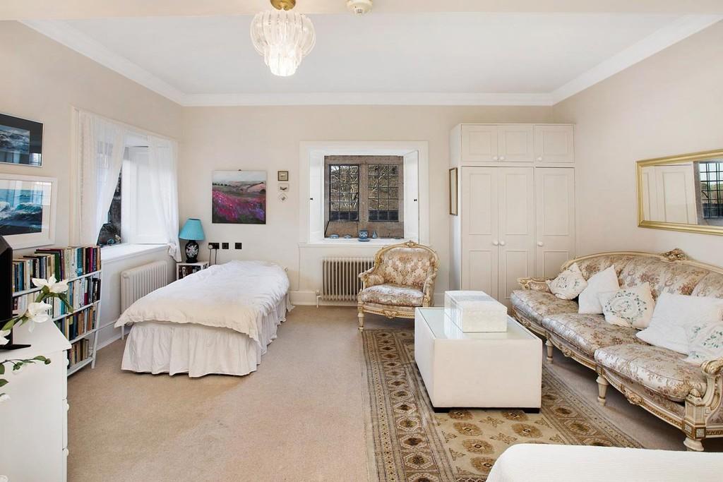 Guest Suite