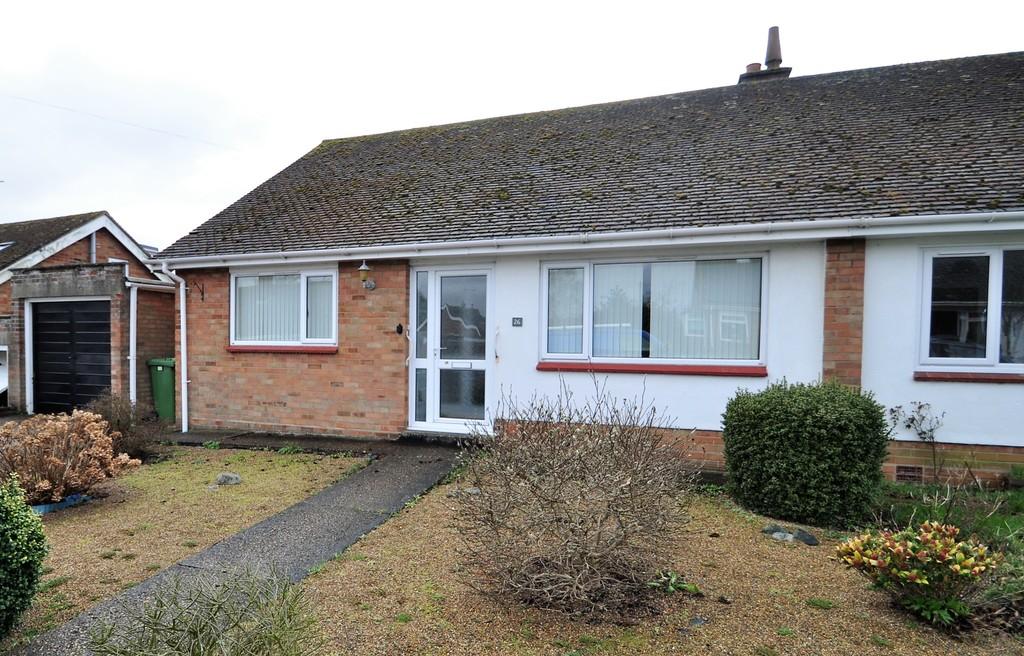 Dukes Drive, Halesworth 2 bed semidetached bungalow £260,000