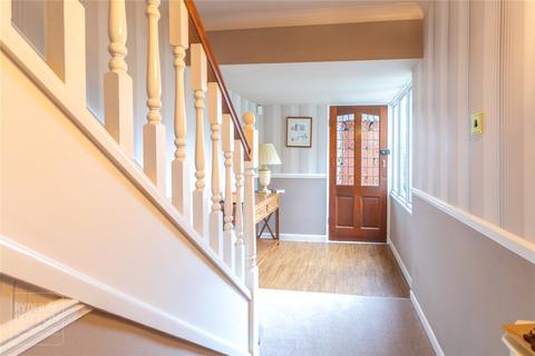 24 Salisbury Crescent, Ashton-under-lyne, OL6 8DB