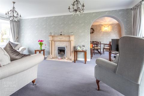 24 Salisbury Crescent, Ashton-under-lyne, OL6 8DB