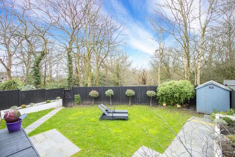 3 Princes Way, Buckhurst Hill, IG9 5DU