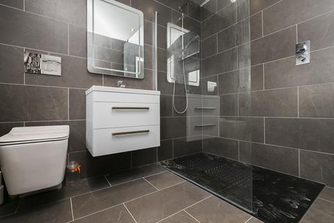 3 Princes Way, Buckhurst Hill, IG9 5DU