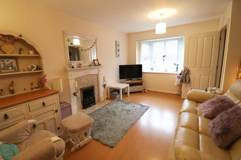33 Calcutt Way, Shirley, Solihull, B90 1RS