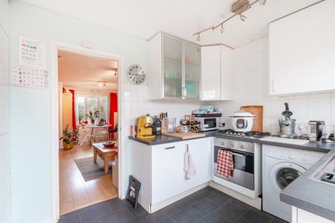 131 Brangwyn Crescent, London, SW19 2UA