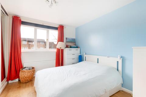 131 Brangwyn Crescent, London, SW19 2UA