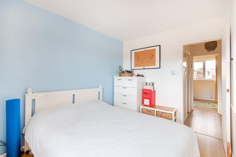 131 Brangwyn Crescent, London, SW19 2UA