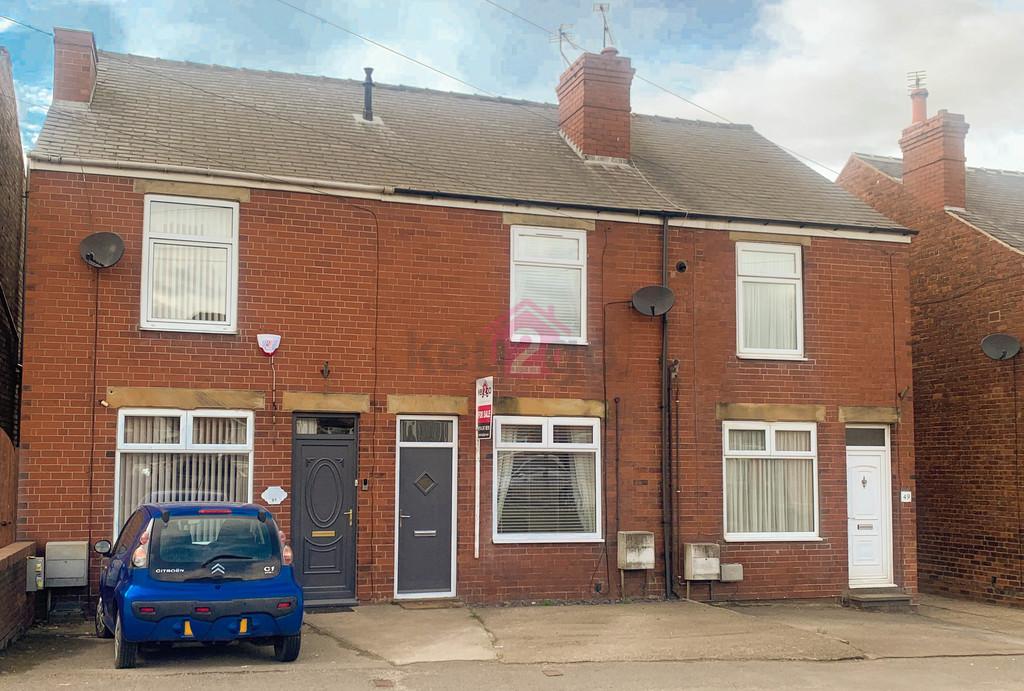 Rotherham Road, Killamarsh... 2 bed terraced house £125,000