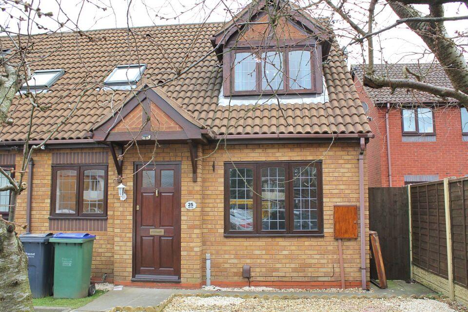Julie Croft, Bilston, Coseley 1 bed end of terrace house £500 pcm (£