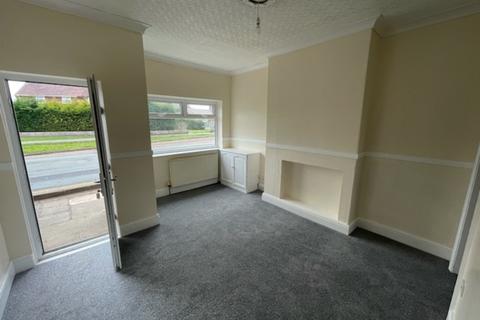 2 bedroom terraced house to rent, Middlewich Road, Northwich