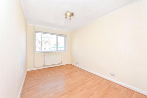 12, Russell Court Heather Way, Hindhead, GU26 6AS