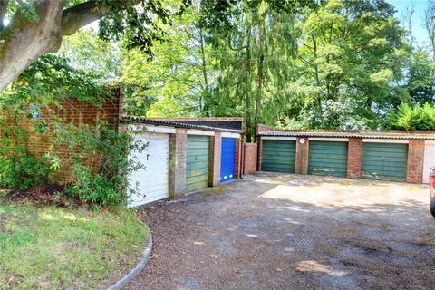 12, Russell Court Heather Way, Hindhead, GU26 6AS