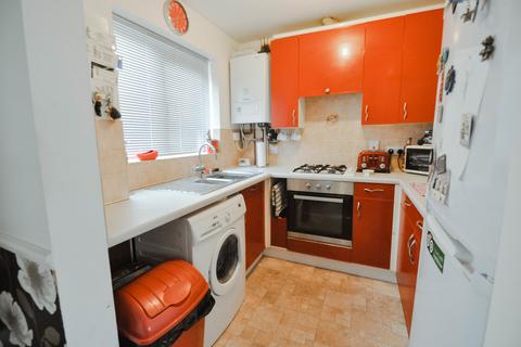 9 Box Close, Laindon, Basildon, SS15 4AG
