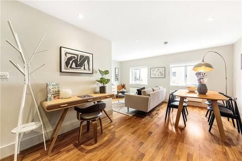 5 Claylands Place, London, SW8 1NL