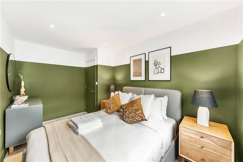 5 Claylands Place, London, SW8 1NL