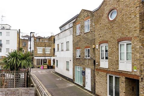 5 Claylands Place, London, SW8 1NL