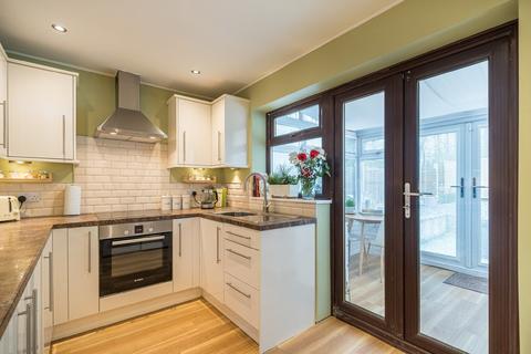 33 Adwalton Close, Drighlington, Bradford, BD11 1DQ