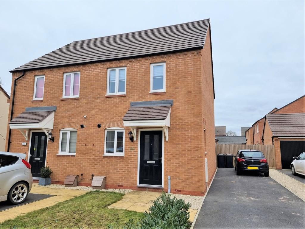 Granary Yard, Weddington, Nuneaton 2 bed semidetached house £209,950