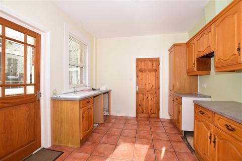 54 Epple Bay Road, Birchington, CT7 9EW