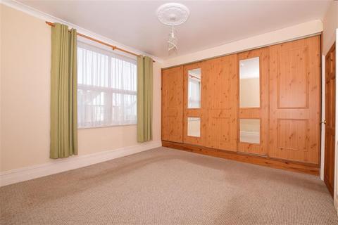 54 Epple Bay Road, Birchington, CT7 9EW