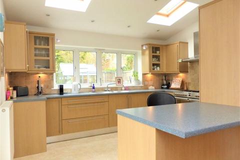 16 Birch Croft Road, Sutton Coldfield, B75 6BP