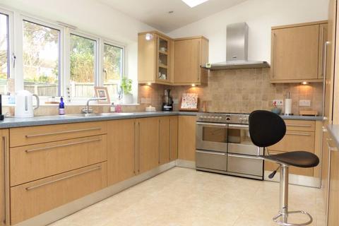 16 Birch Croft Road, Sutton Coldfield, B75 6BP