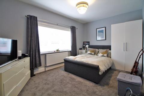 1 Eddisbury Road, West Kirby, Wirral, CH48 5DR