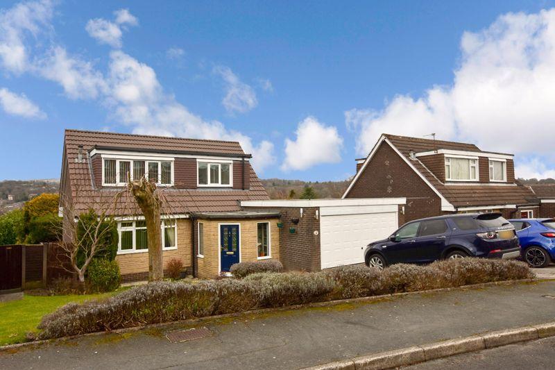 Milverton Close, Lostock 4 bed detached house £329,995