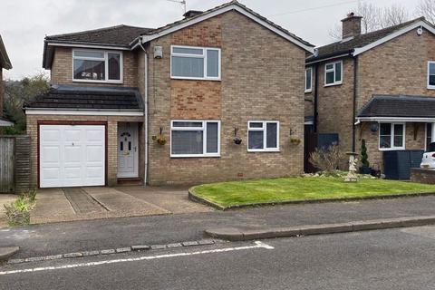 37 Cartmel Drive, Dunstable, LU6 3PT