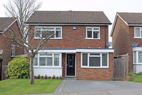 9 Bench Field, South Croydon, CR2 7HX
