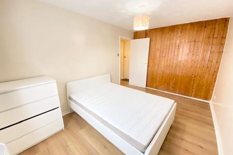 2 bedroom flat to rent, Creighton Road, London,N17
